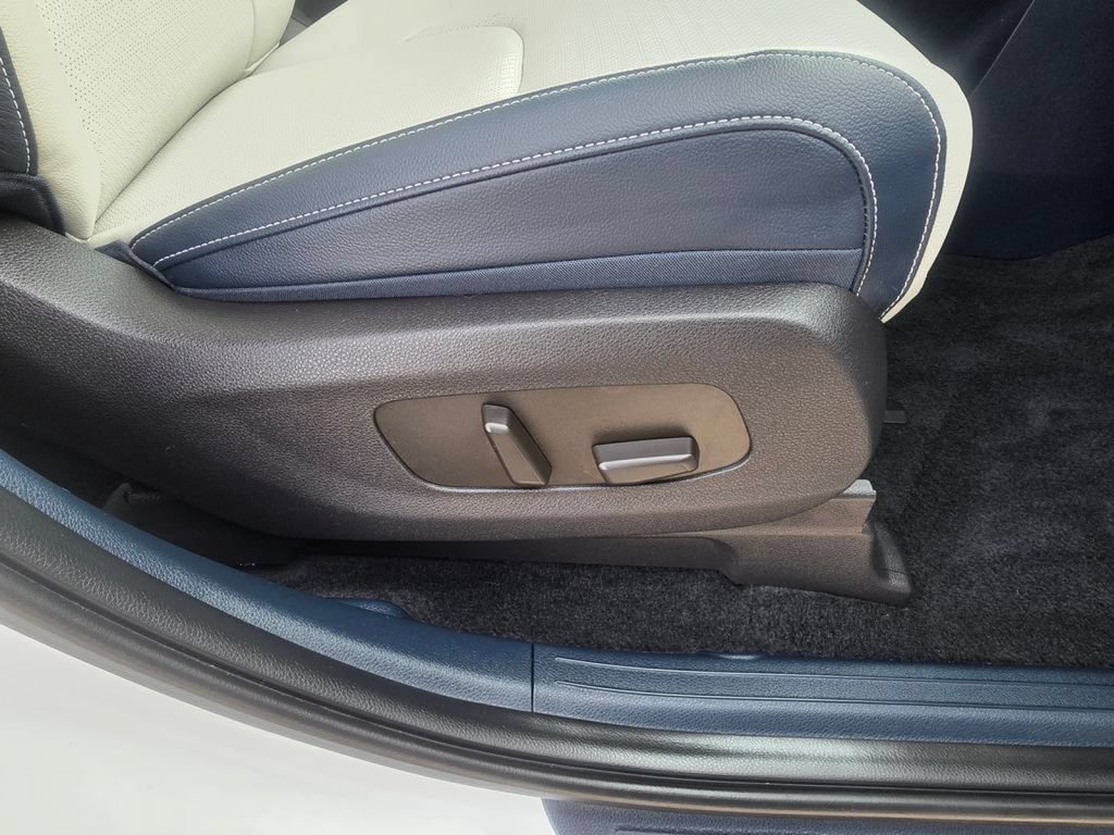 Used 2025 Kia Carnival SX Prestige FWD image 50