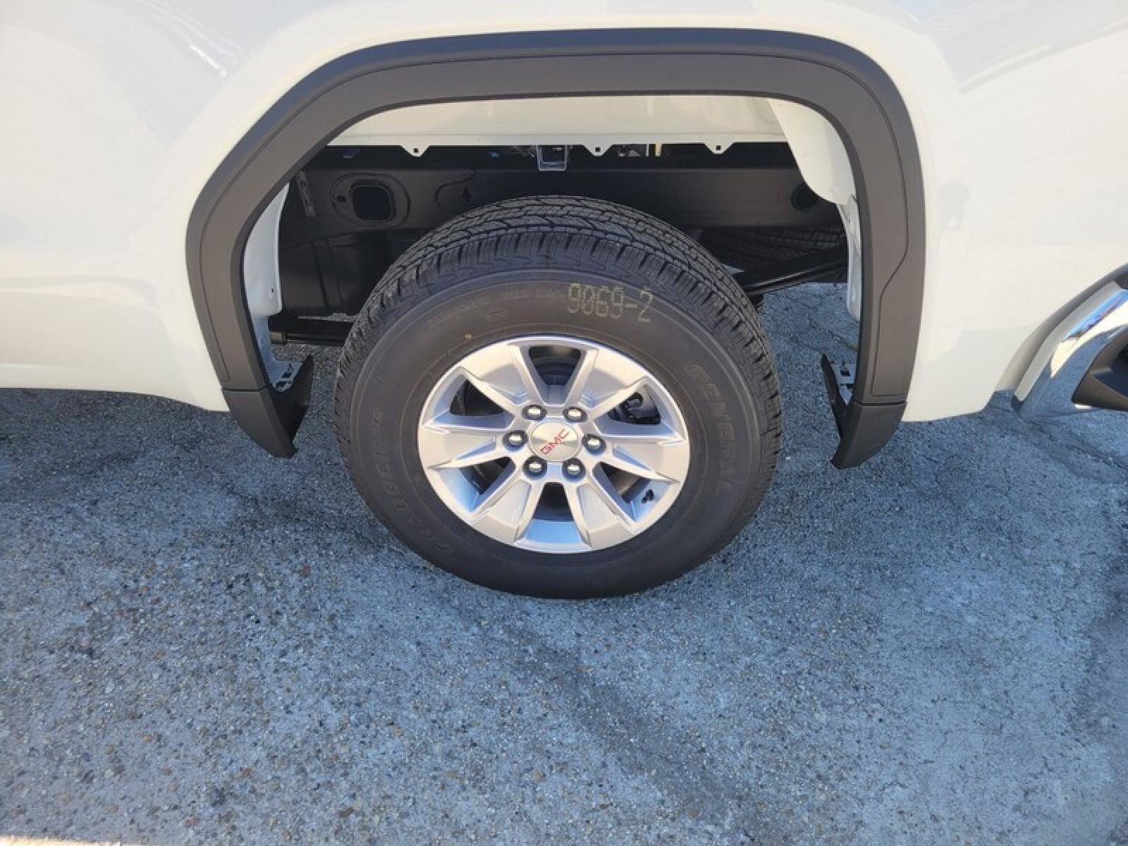 New 2026 GMC Sierra 1500 Pro w/ Pro Value Package image 8