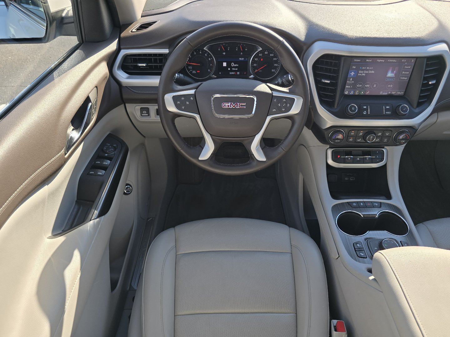 Certified 2023 GMC Acadia SLT AWD/4WD image 3