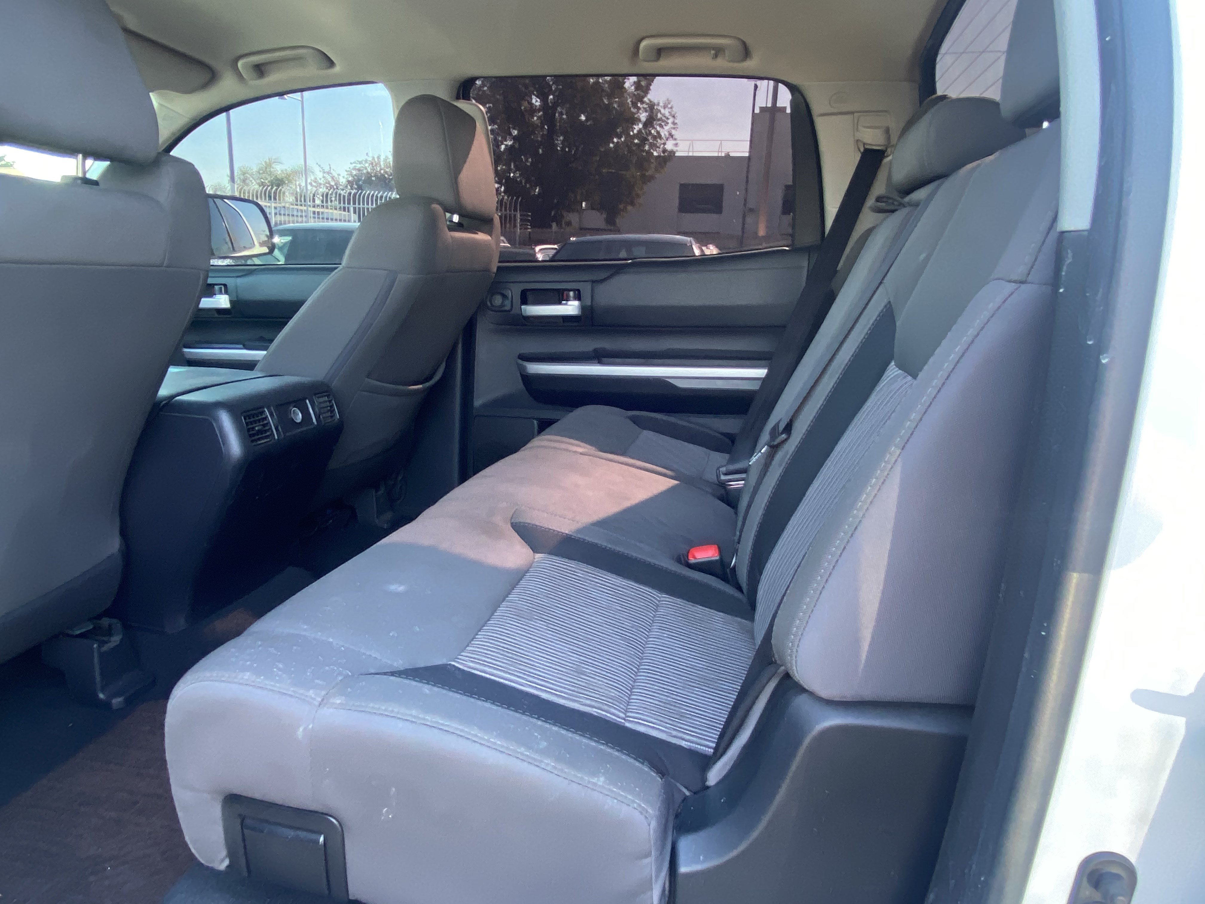 Used 2017 Toyota Tundra SR5 w/ SR5 Upgrade Package RWD image 16