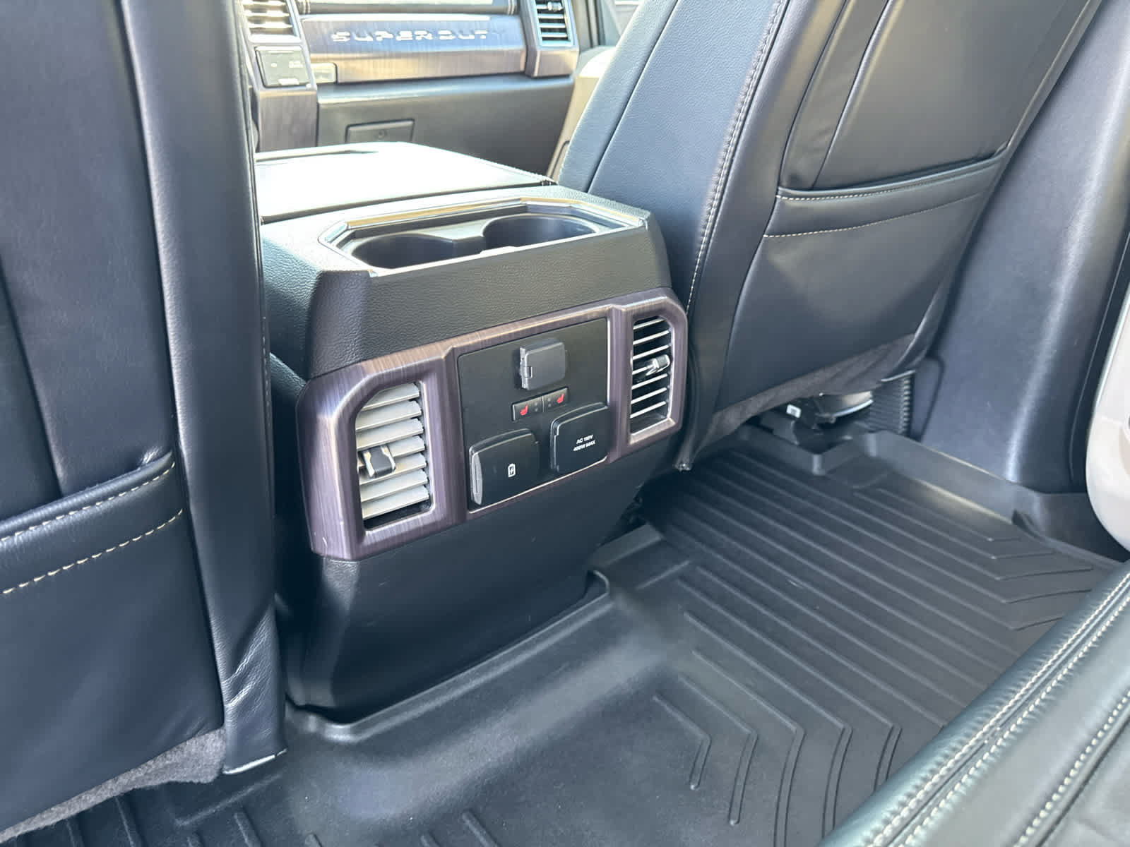Used 2020 Ford F350 Limited AWD/4WD image 21