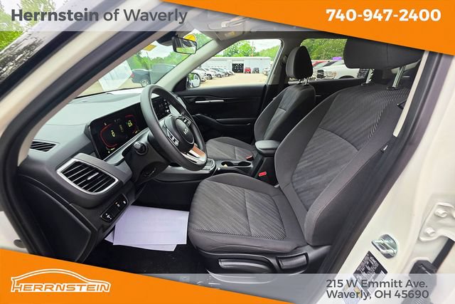 Used 2024 Kia Seltos LX AWD/4WD image 21