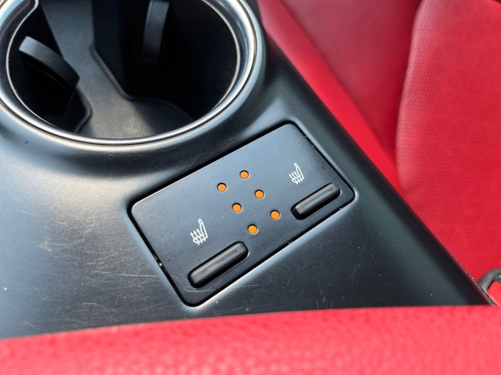 Used 2020 Toyota Camry XSE FWD image 20