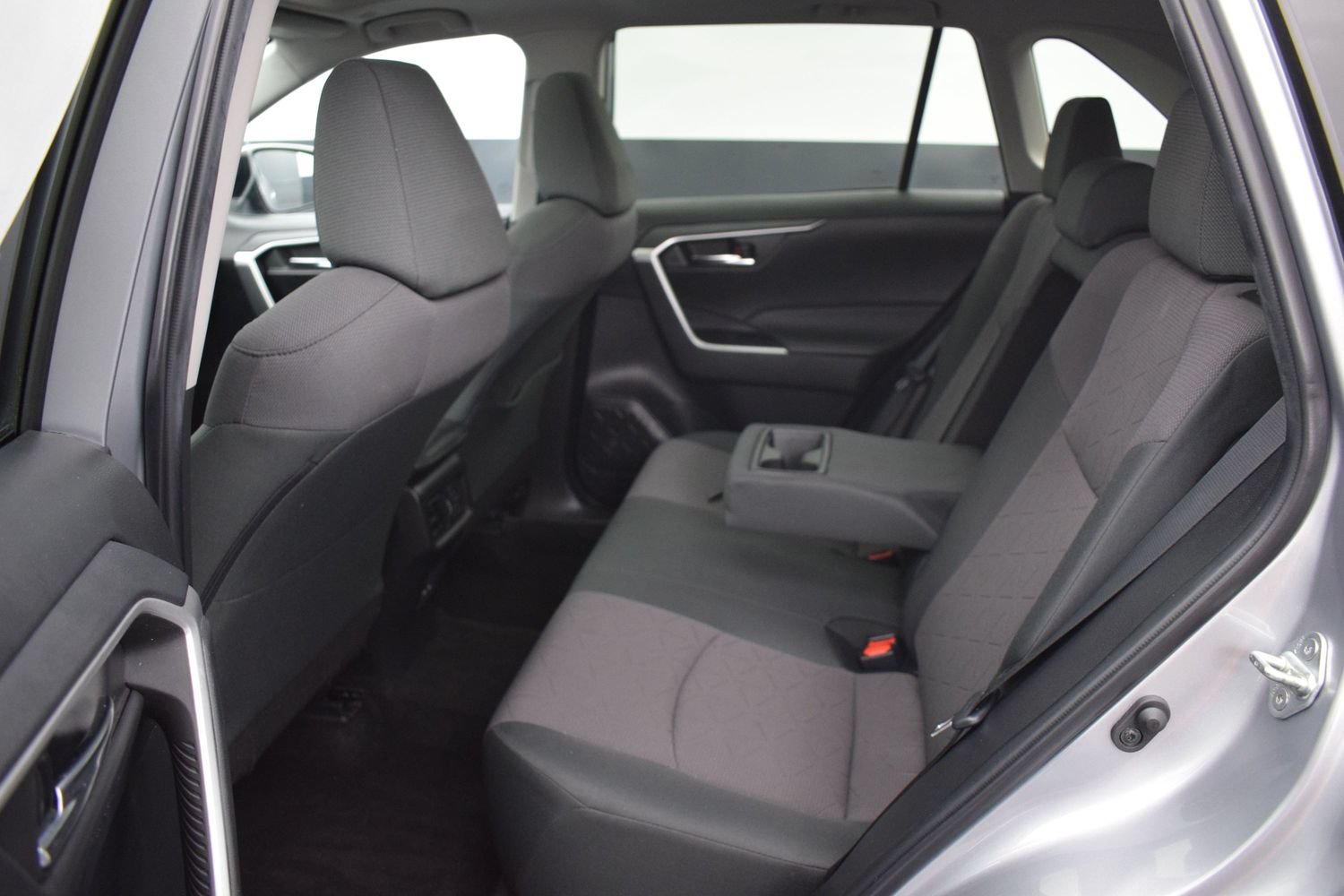 Used 2023 Toyota RAV4 XLE w/ Convenience Package AWD/4WD image 13