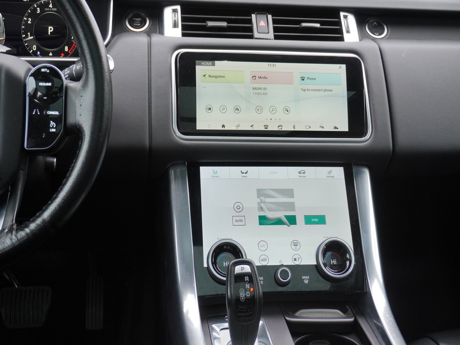 Used 2019 Land Rover Range Rover Sport HSE image 17