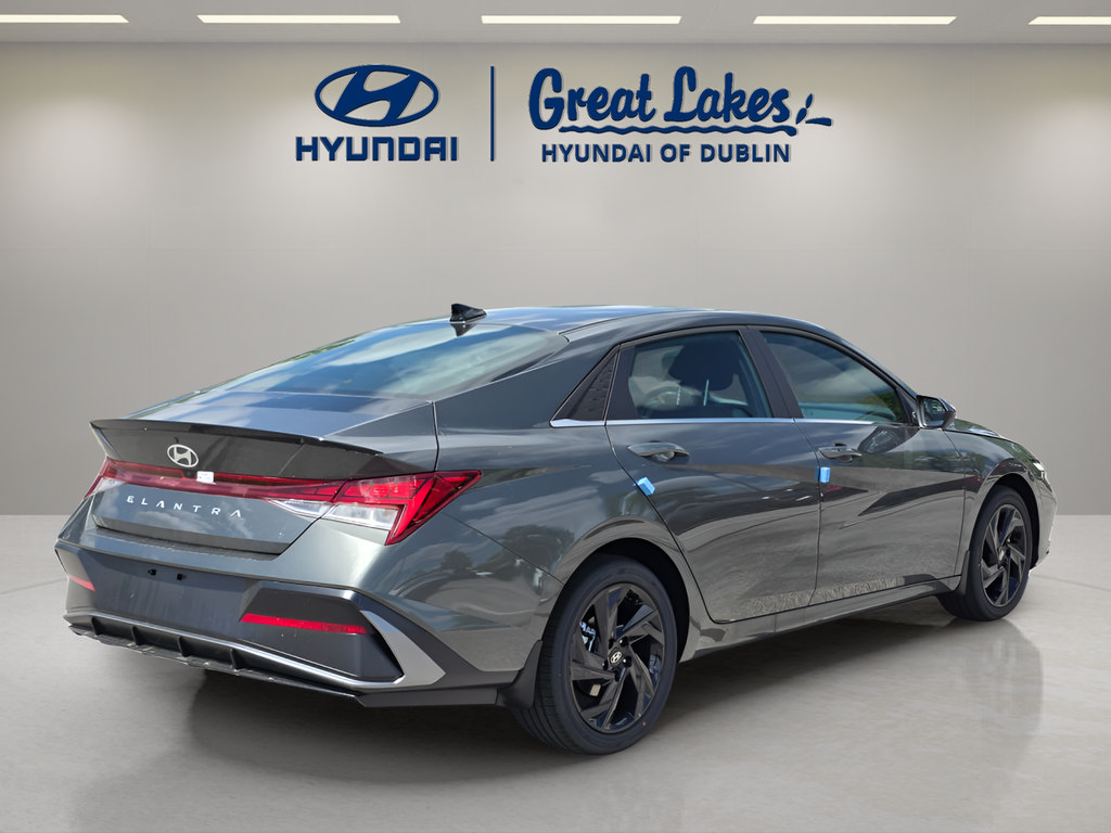 New 2026 Hyundai Elantra SEL Sport Premium FWD image 5