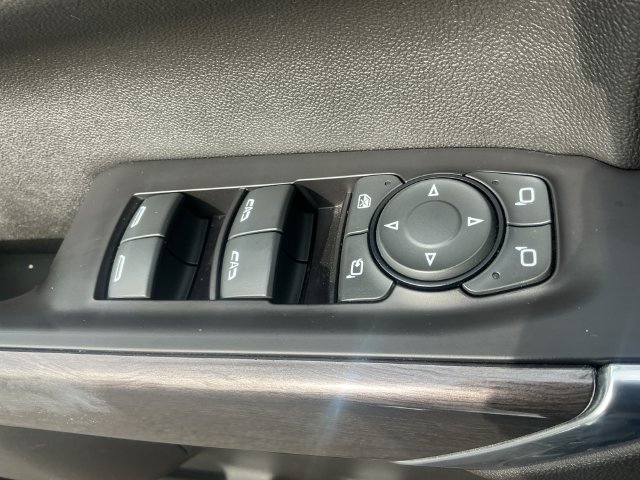 Used 2019 Chevrolet Silverado 1500 LTZ w/ LTZ Plus Package AWD/4WD image 12