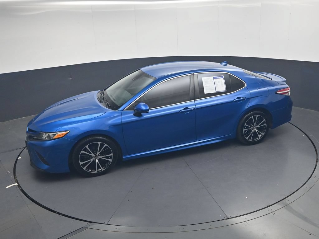 Used 2020 Toyota Camry SE FWD image 23