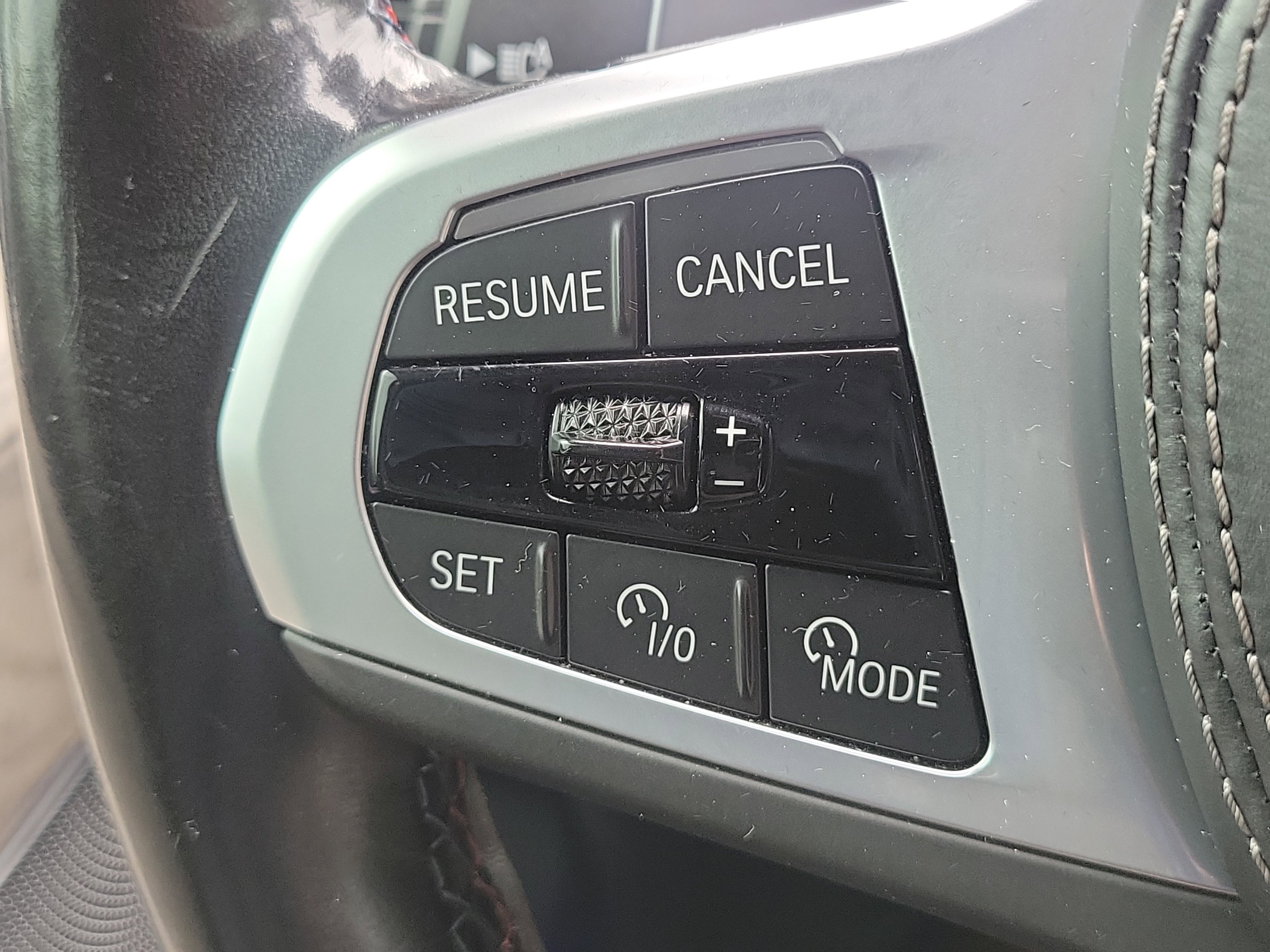 Certified 2023 BMW X7 M60i w/ Executive Package image 27