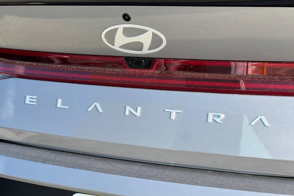 New 2026 Hyundai Elantra SEL Sport Premium FWD image 30