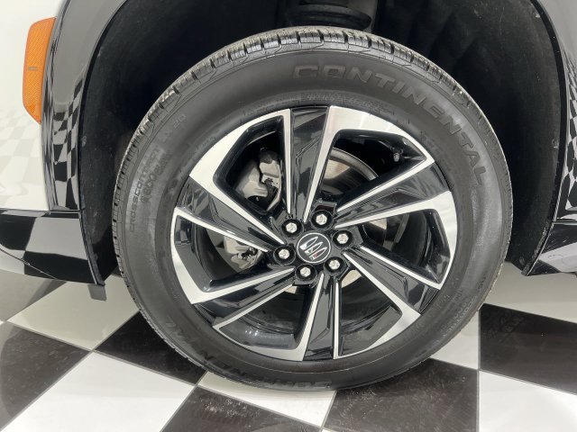 Certified 2025 Buick Enclave Sport Touring w/ Power Package FWD image 31