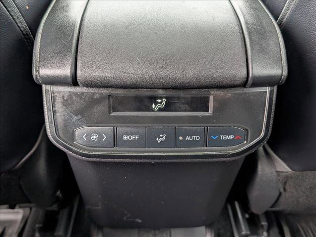 Used 2022 Toyota Highlander XLE image 18