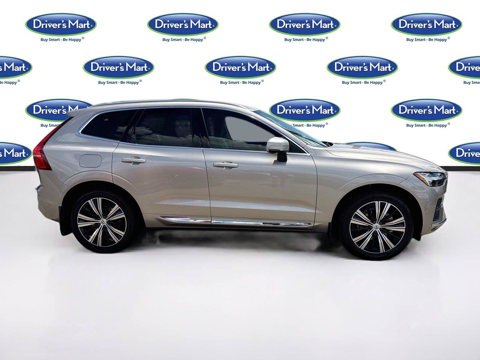 Used 2023 Volvo XC60 B5 Plus AWD/4WD image 8