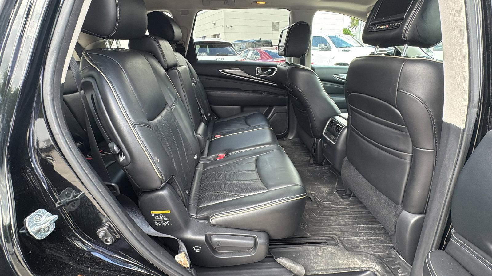 Used 2016 INFINITI QX60 AWD w/ Premium Plus Package image 27