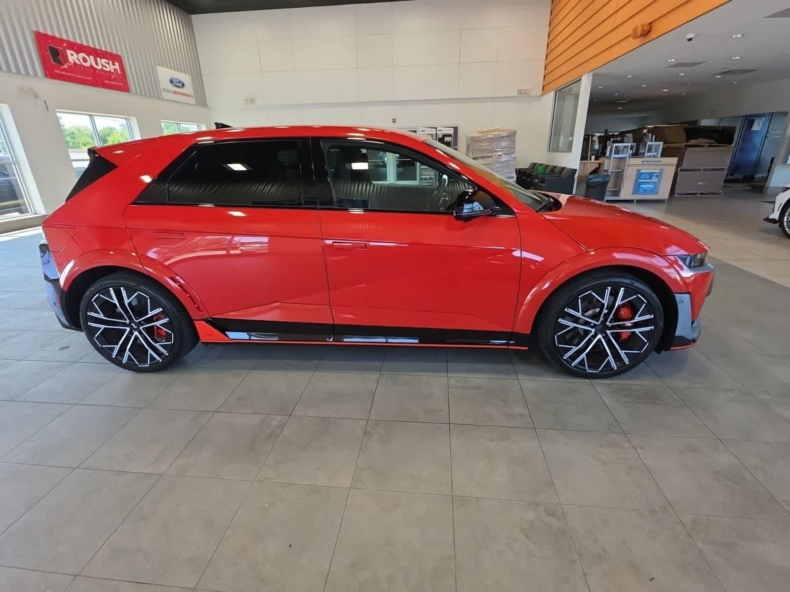 Used 2025 Hyundai Ioniq 5 N AWD/4WD image 6