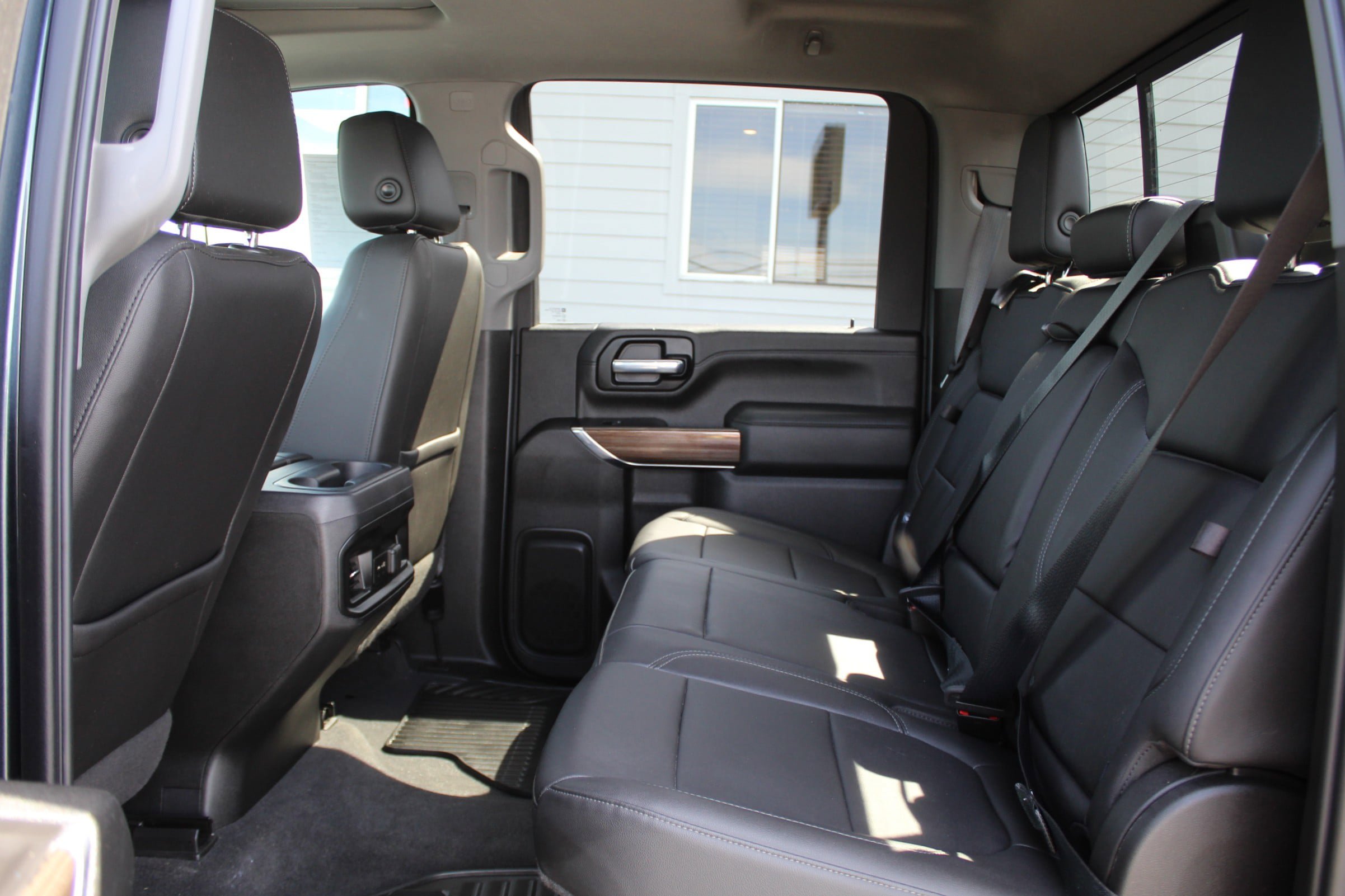 Used 2020 Chevrolet Silverado 2500 LT w/ True North Edition AWD/4WD image 13