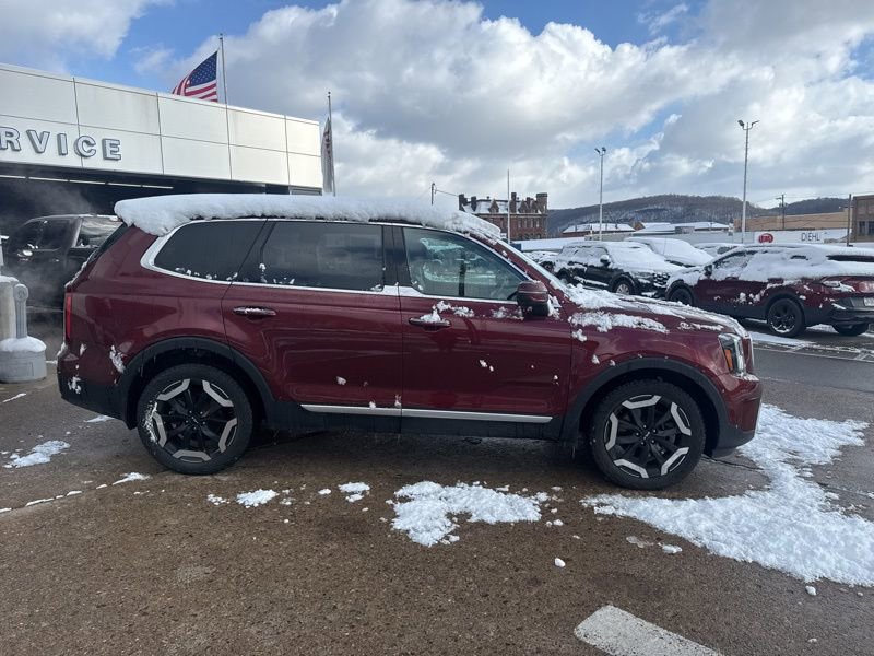 Used 2023 Kia Telluride S w/ S Sunroof Package image 6