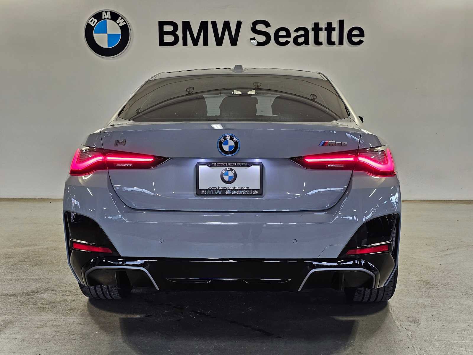 Used 2023 BMW i4 M50 w/ Premium Package image 5