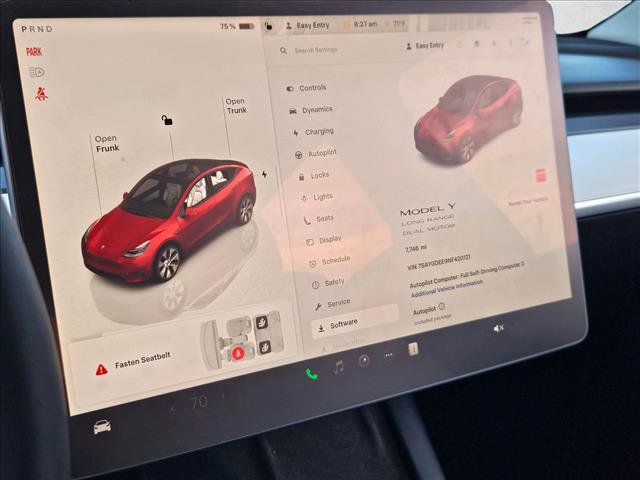 Used 2022 Tesla Model Y Long Range image 11