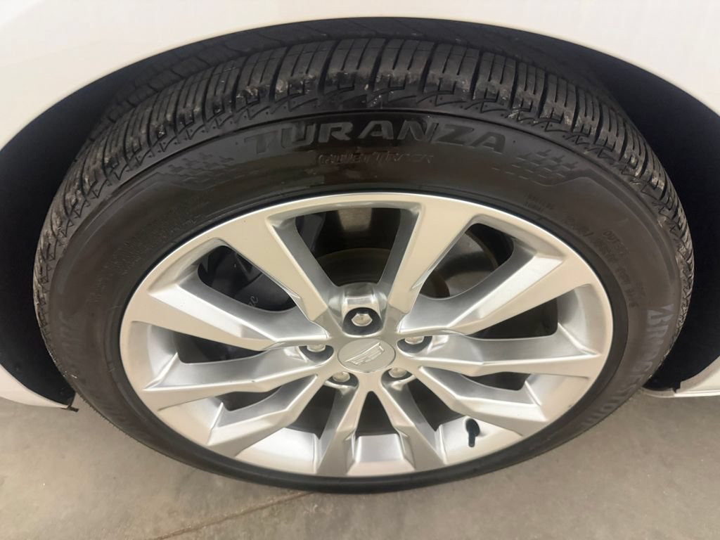 Used 2016 Cadillac XTS Luxury w/ Driver Awareness Package AWD/4WD image 10