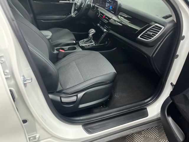 Certified 2024 Kia Seltos S image 30