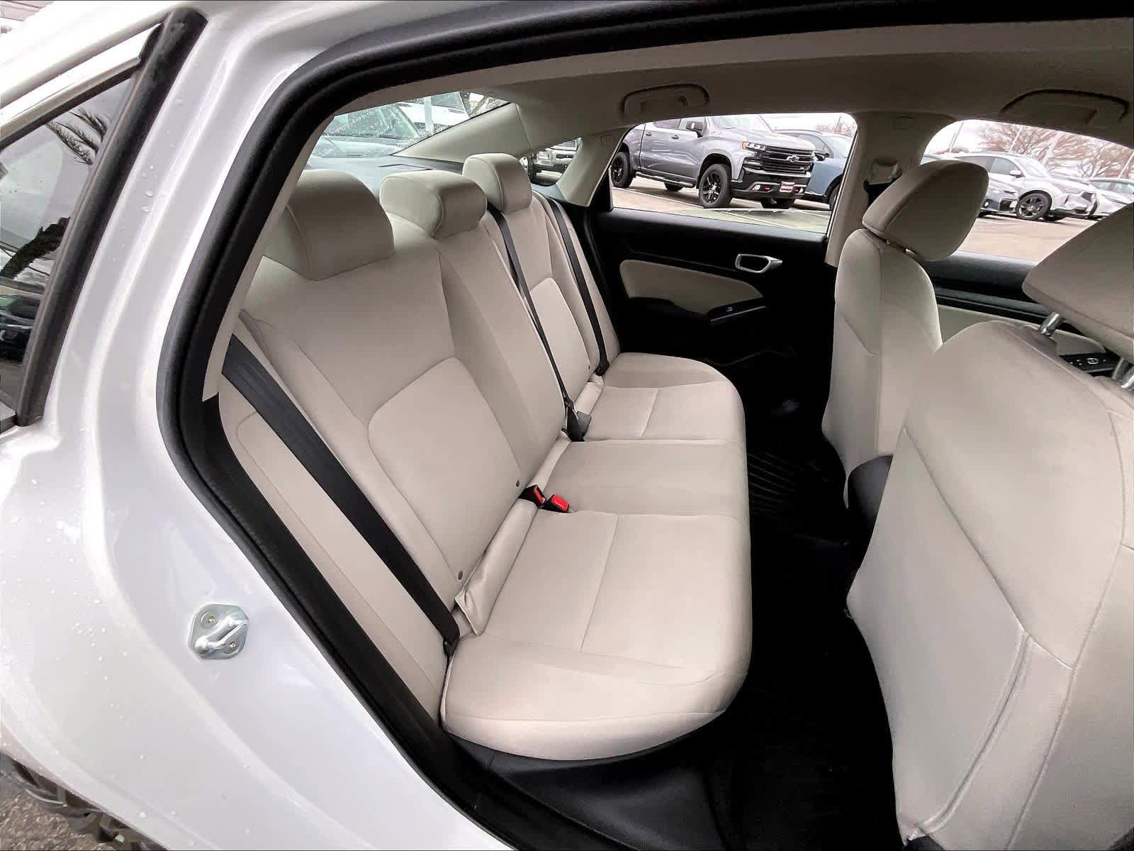 Used 2023 Honda Civic LX image 27