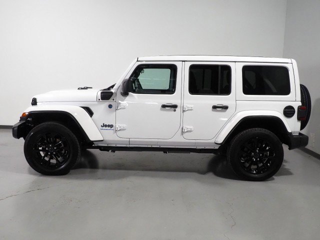 Used 2025 Jeep Wrangler 4xe Sahara w/ Safety Group AWD/4WD image 10