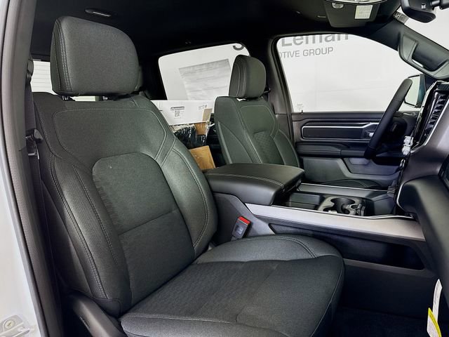 New 2026 RAM 1500 4x4 Crew Cab image 27