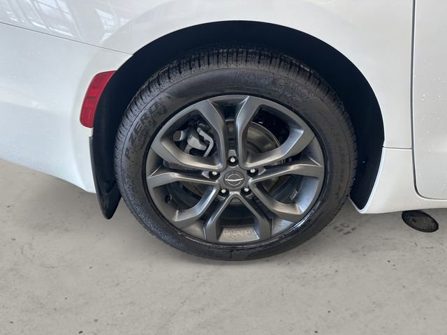 New 2026 Chrysler Pacifica Select image 14