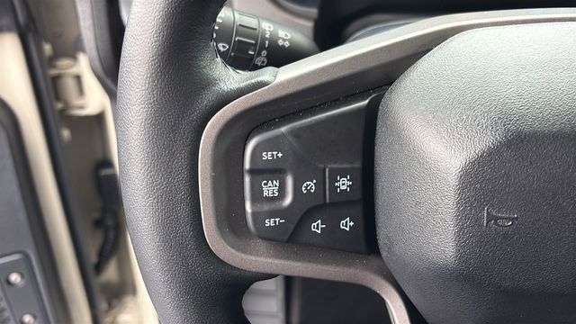 Used 2025 Ford Bronco Badlands image 18