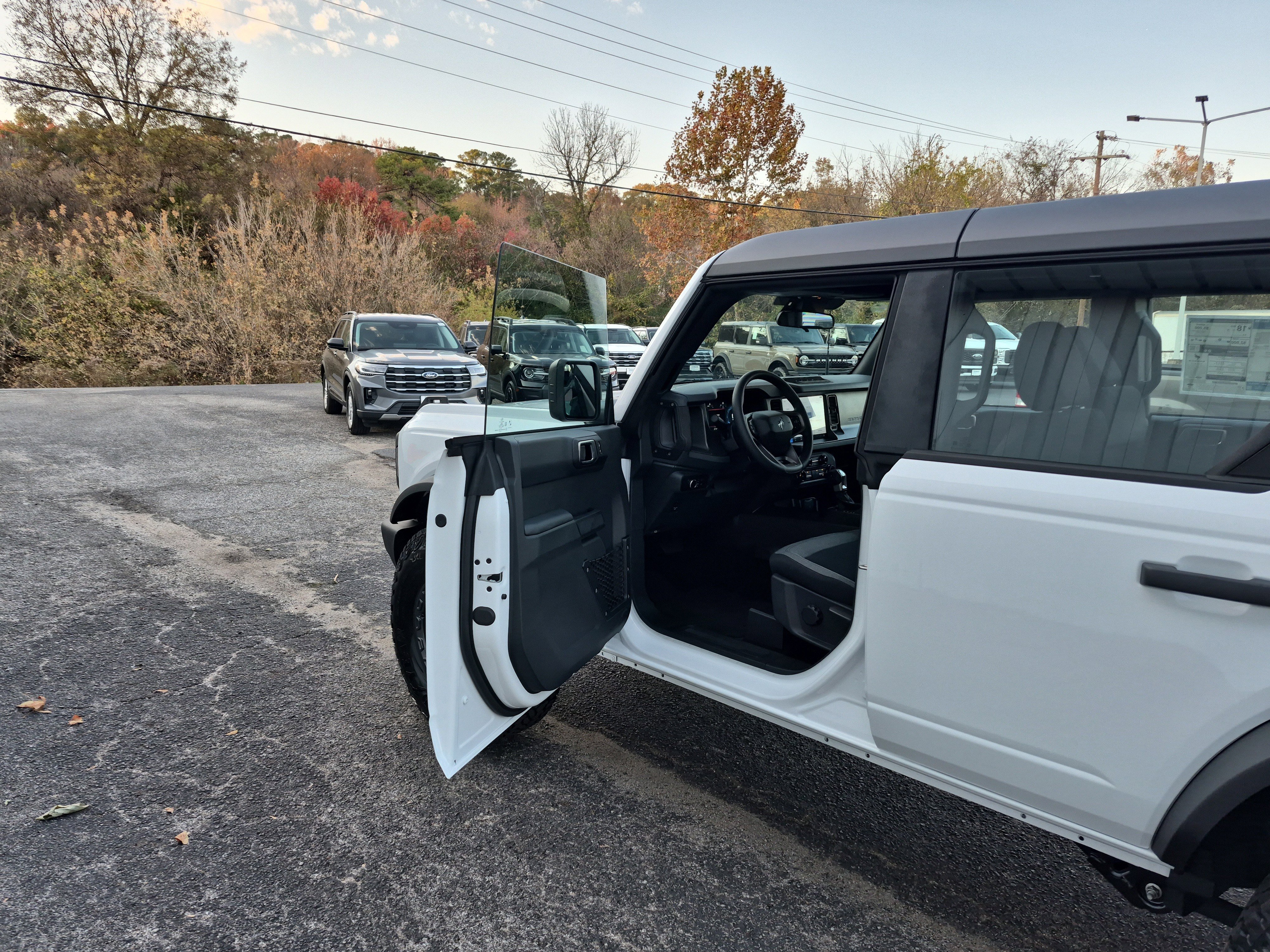 New 2025 Ford Bronco 4-Door w/ Sasquatch Package image 9