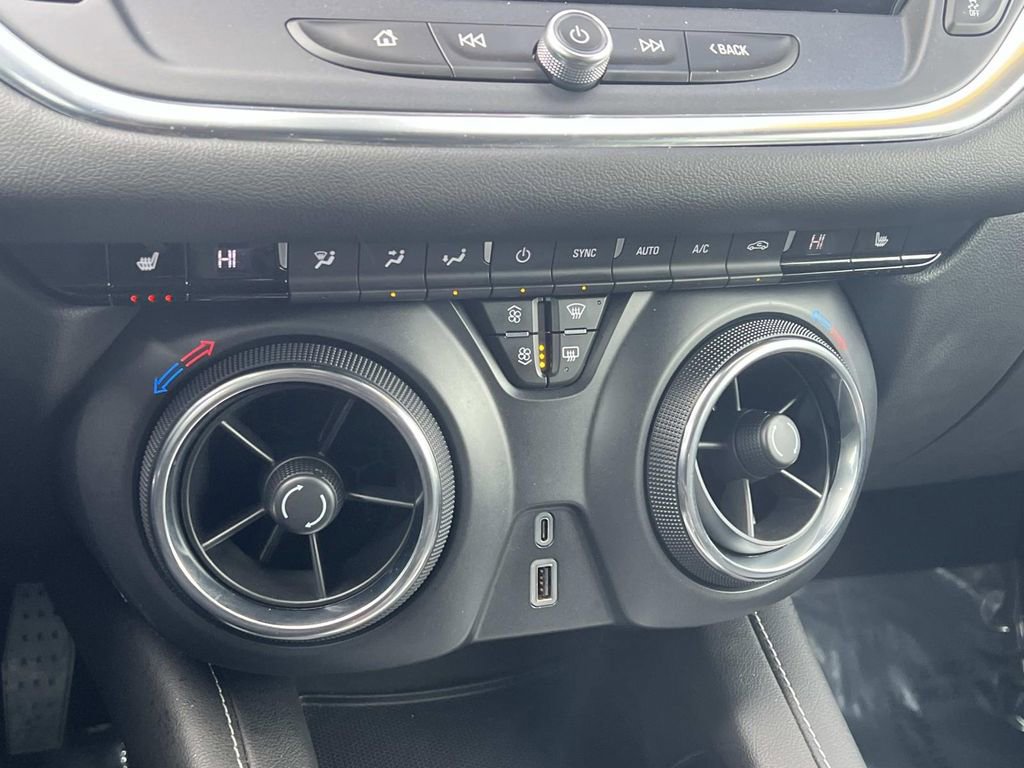 Used 2024 Chevrolet Blazer LT image 19