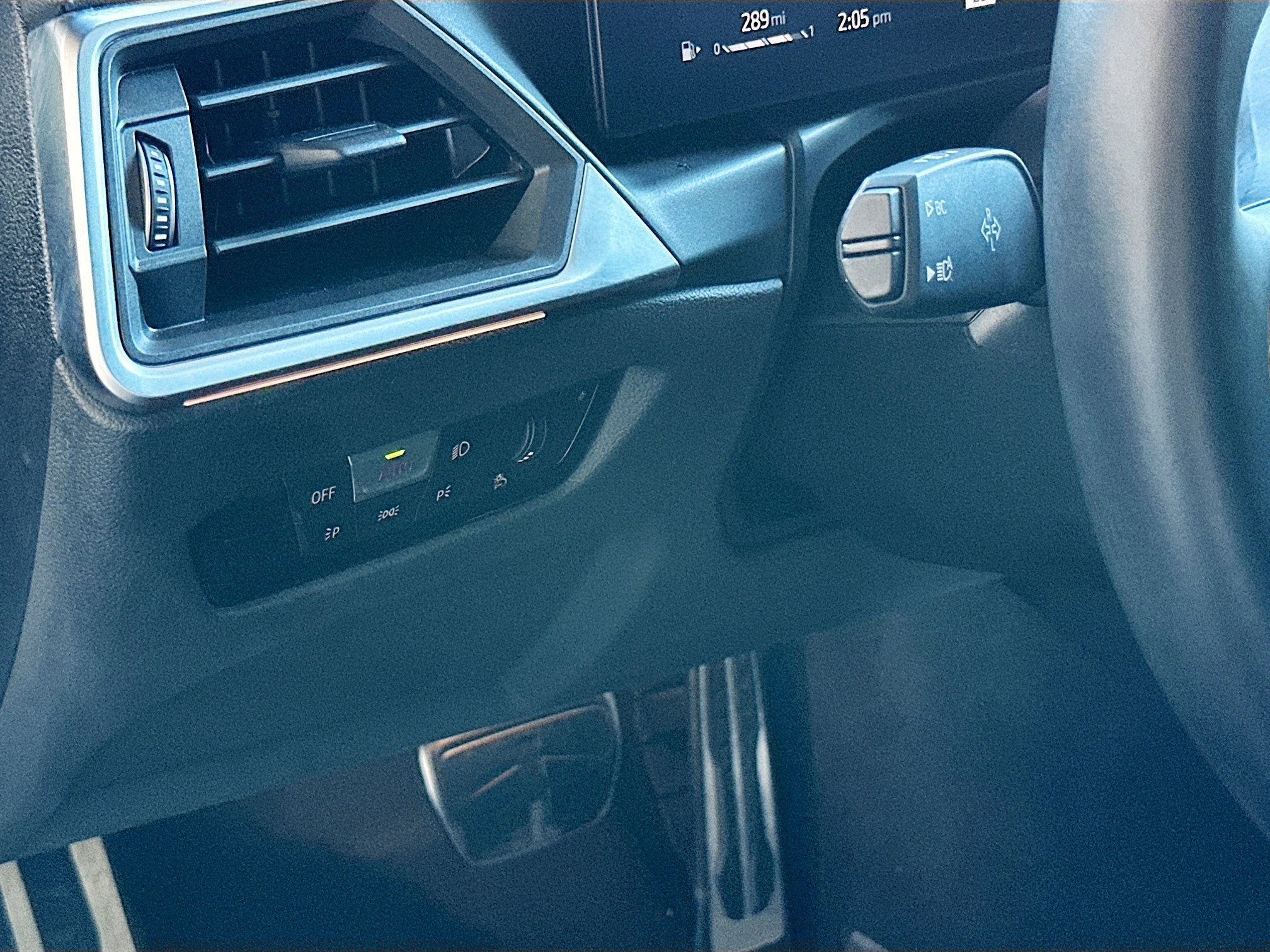 Certified 2024 BMW M440i Convertible w/ Premium Package image 10