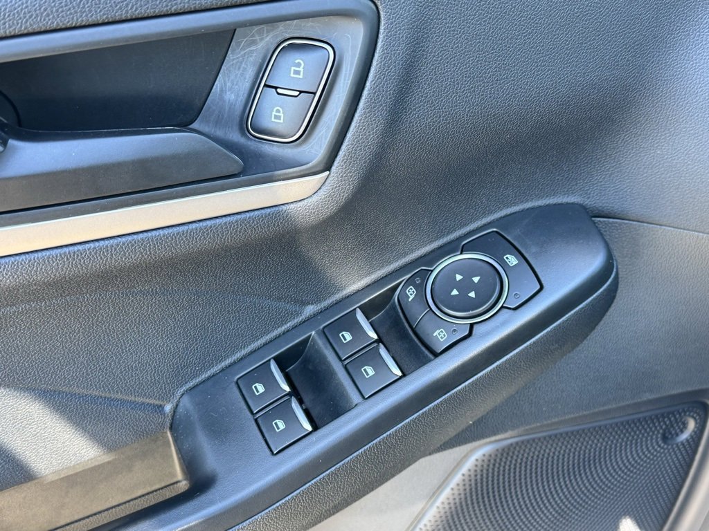 Used 2022 Ford Escape SE w/ Cold Weather Package image 26