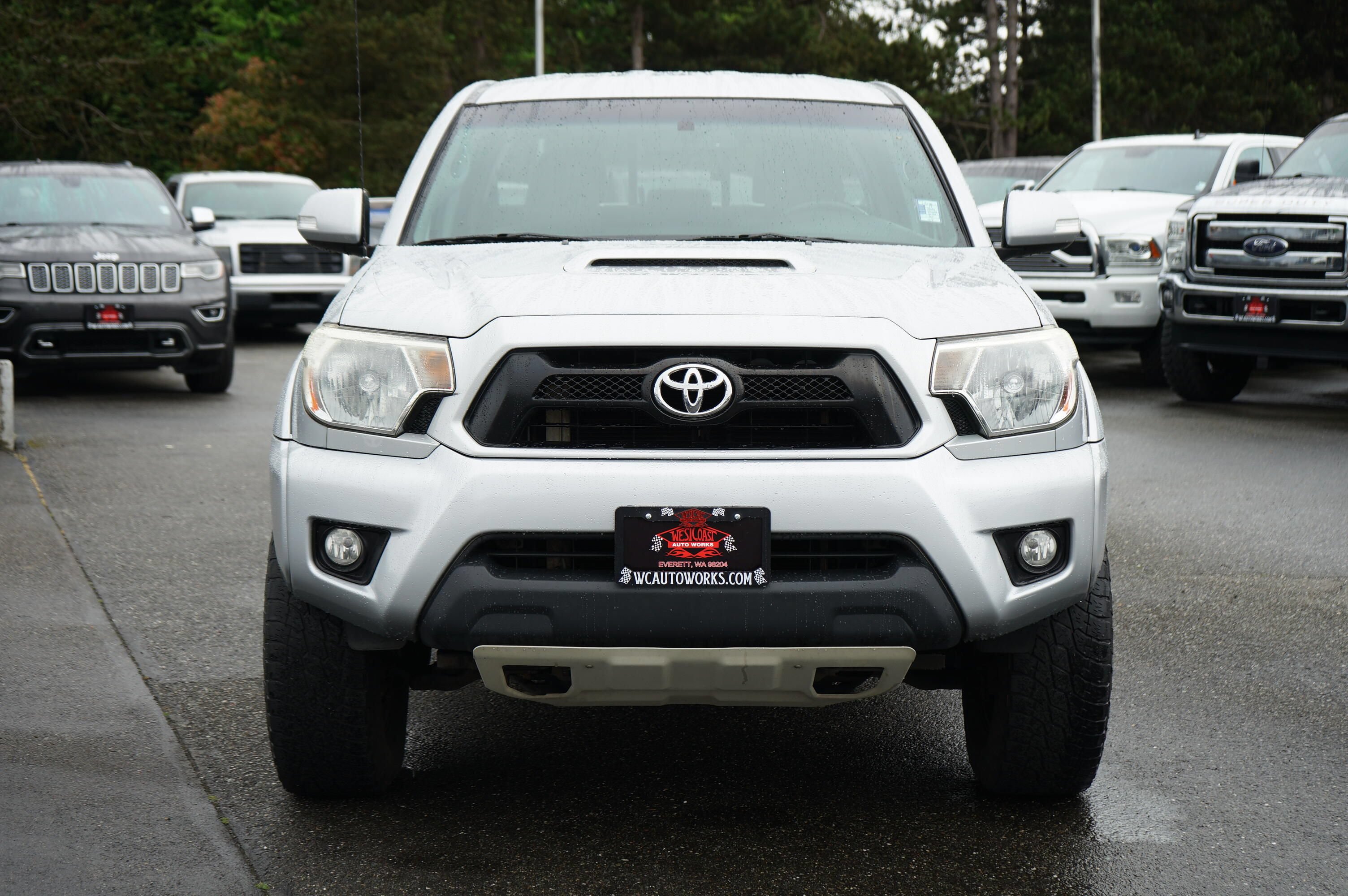 Used 2013 Toyota Tacoma 4x4 Double Cab w/ TRD Sport Pkg image 8