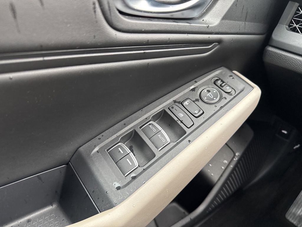 Certified 2023 Honda Accord EX image 25