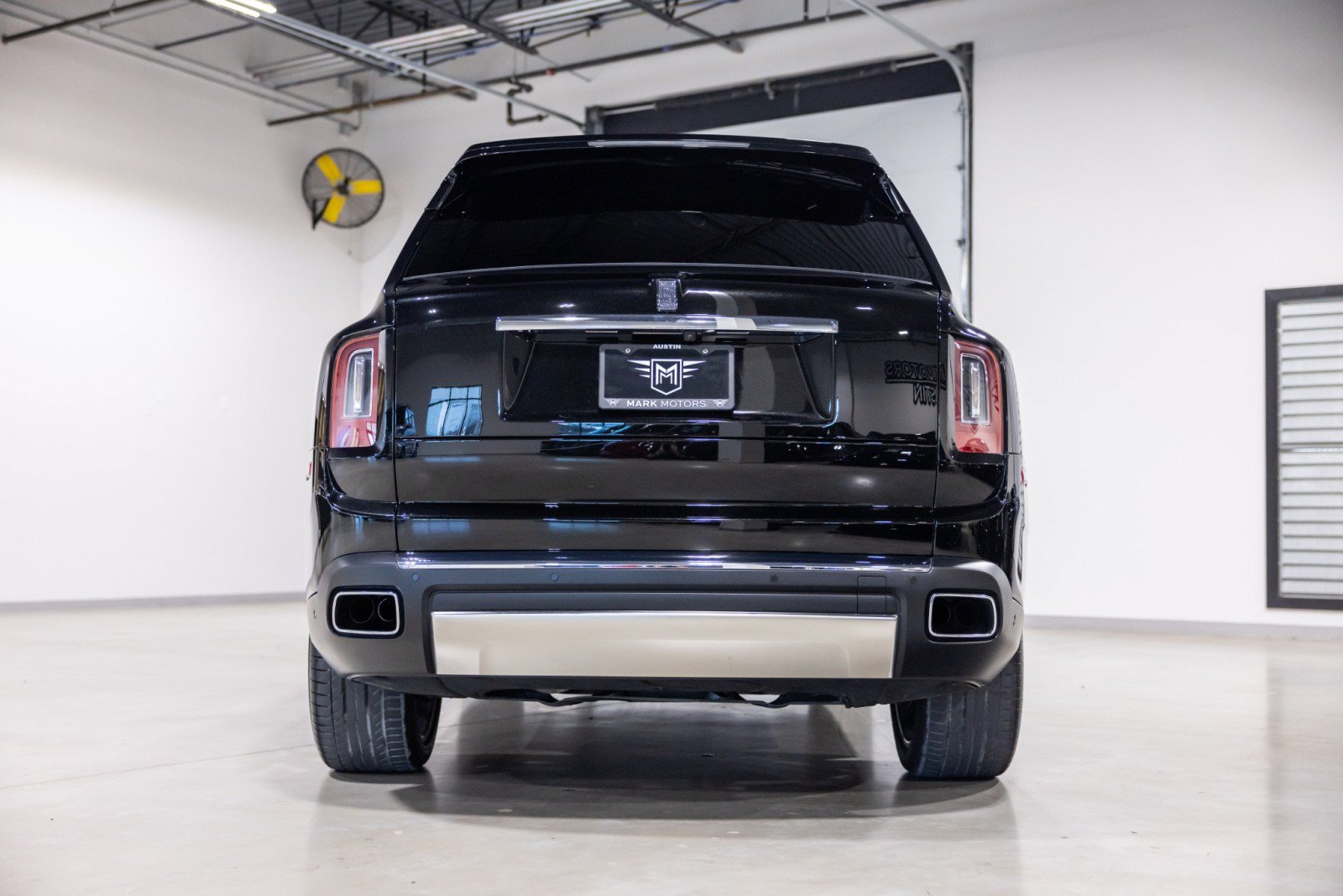 Used 2022 Rolls-Royce Cullinan AWD/4WD image 5