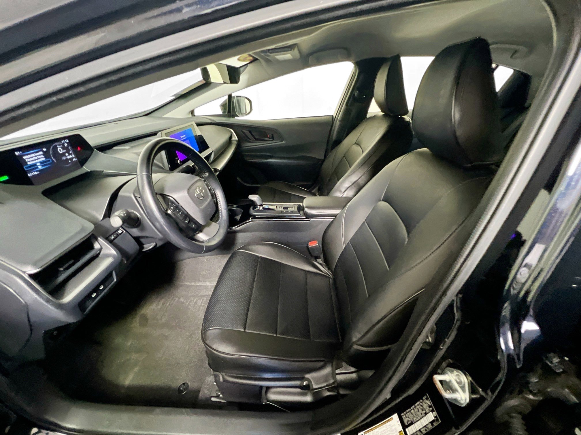 Used 2023 Toyota Prius LE image 14