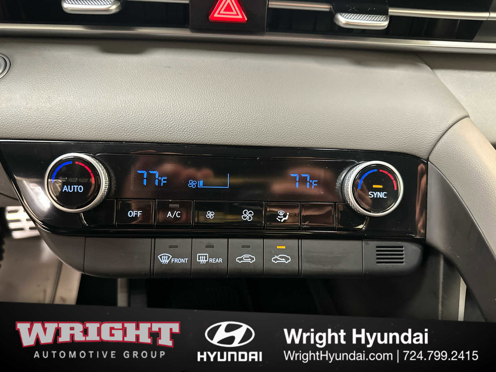 Certified 2025 Hyundai Elantra Sport image 28