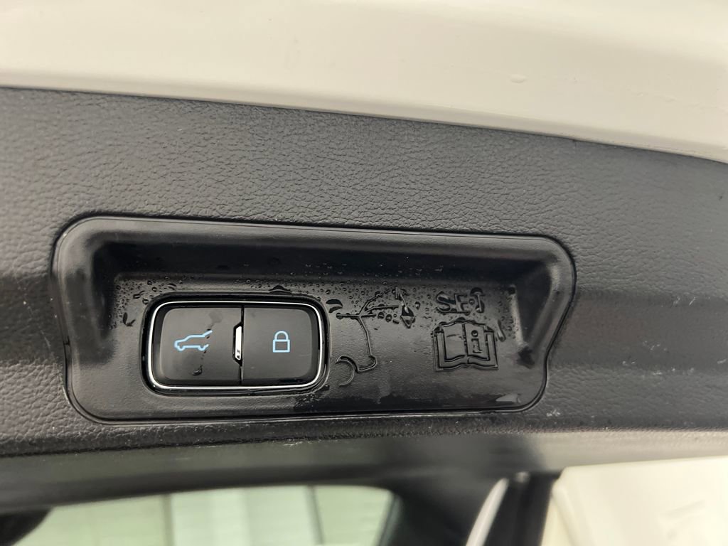 Used 2021 Ford Explorer XLT w/ Equipment Group 202A image 40