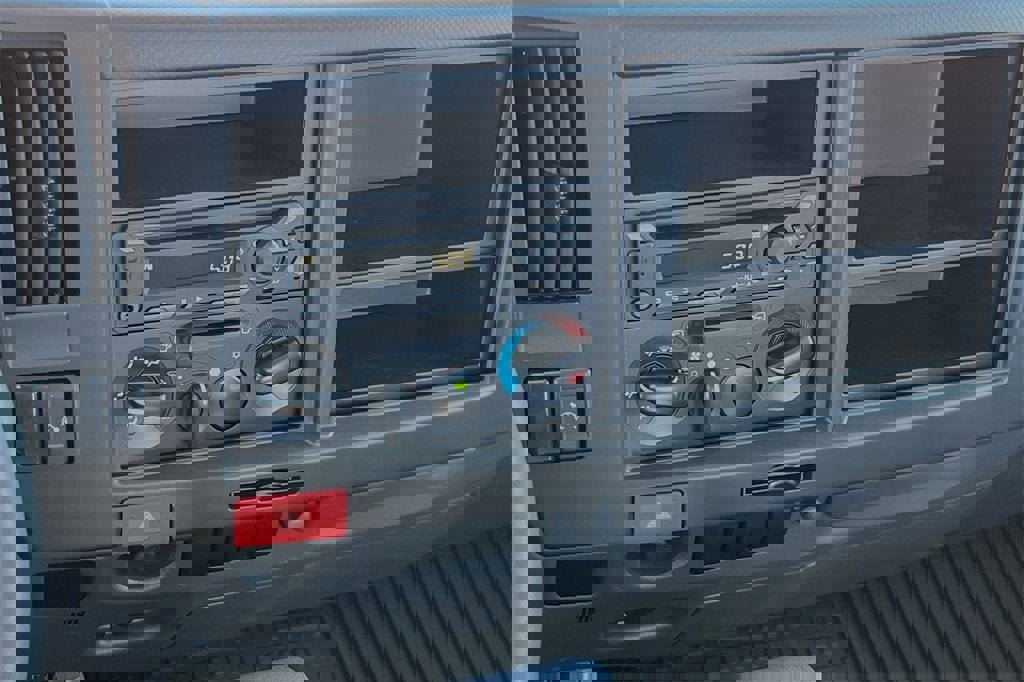 New 2025 Chevrolet Low Cab Forward 5500XG image 17