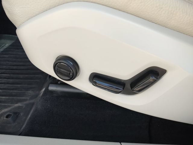 Used 2023 Volvo XC60 B5 Plus w/ Protection Package FWD image 25