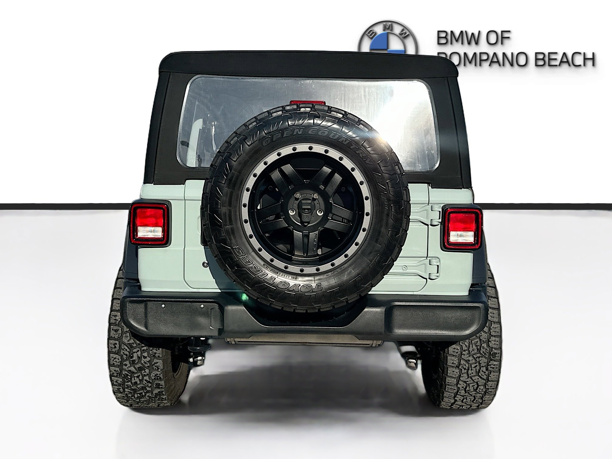 Used 2024 Jeep Wrangler Sport image 6