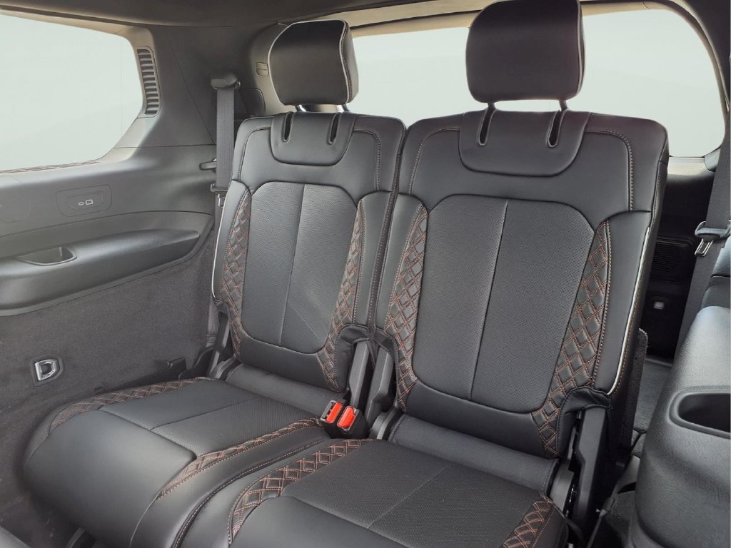 New 2026 Jeep Grand Cherokee L Summit AWD/4WD image 12