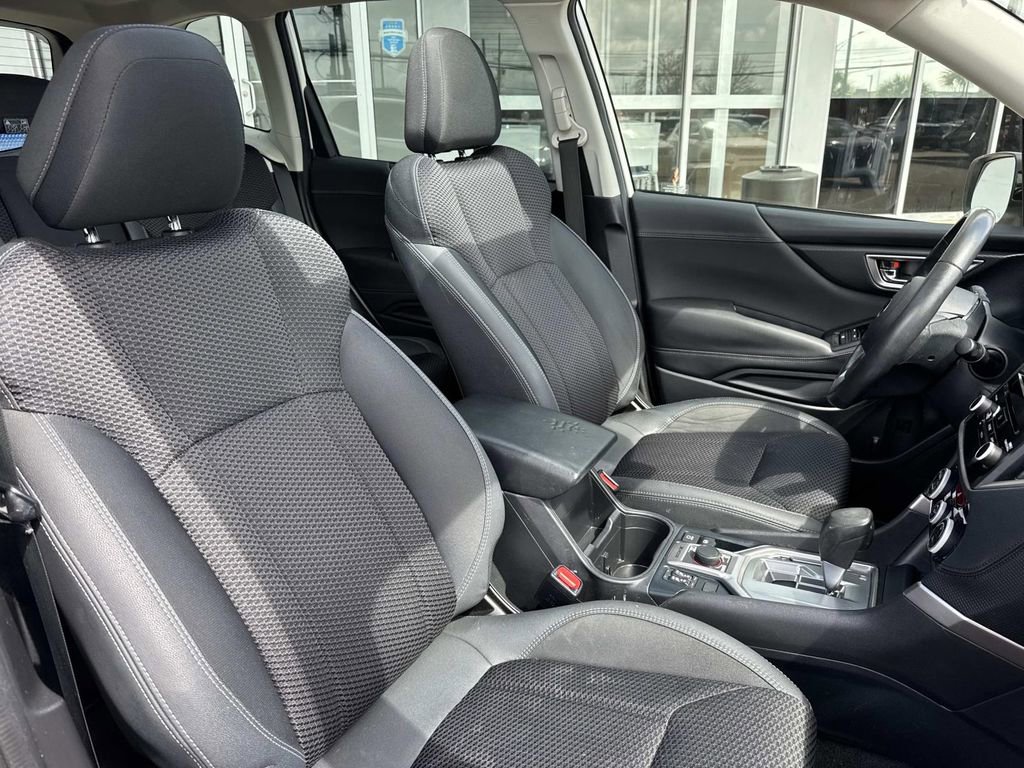 Used 2022 Subaru Forester Premium AWD/4WD image 11