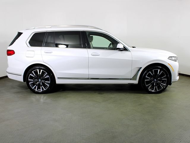 Used 2022 BMW X7 xDrive40i w/ Executive Package AWD/4WD image 8
