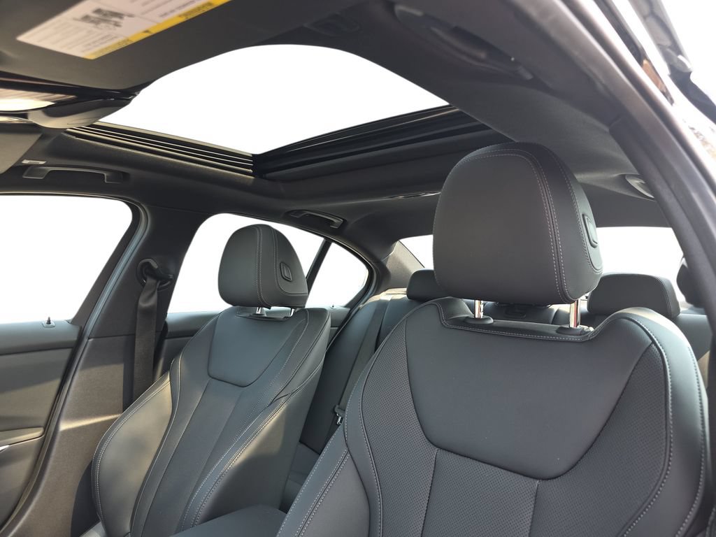 Used 2026 BMW 330i Sedan RWD image 29