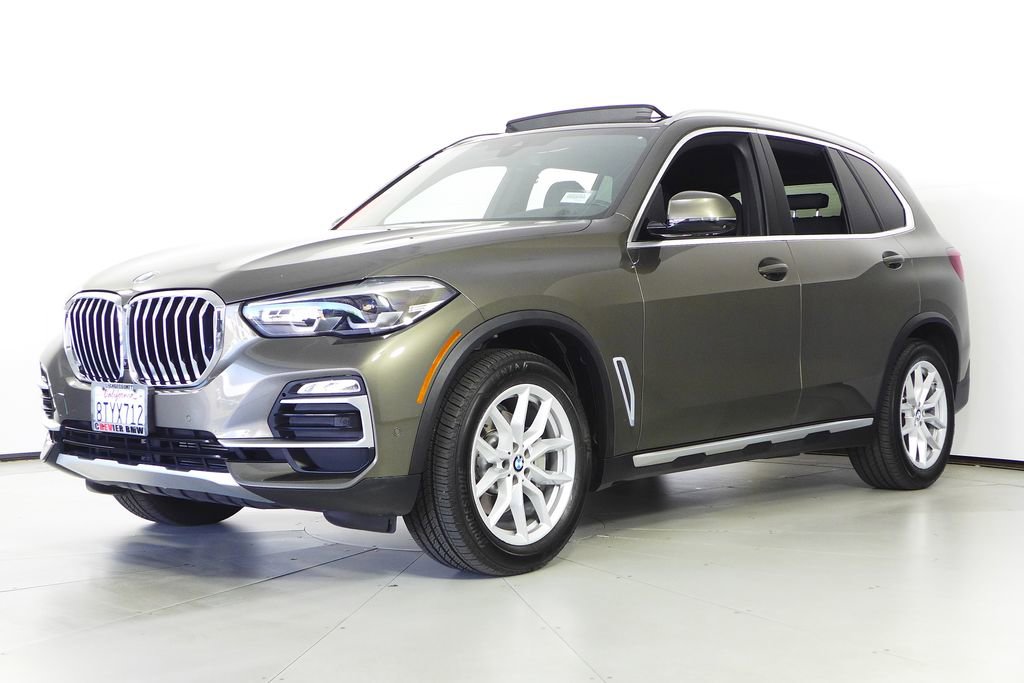 Used 2021 BMW X5 sDrive40i w/ Premium Package image 2