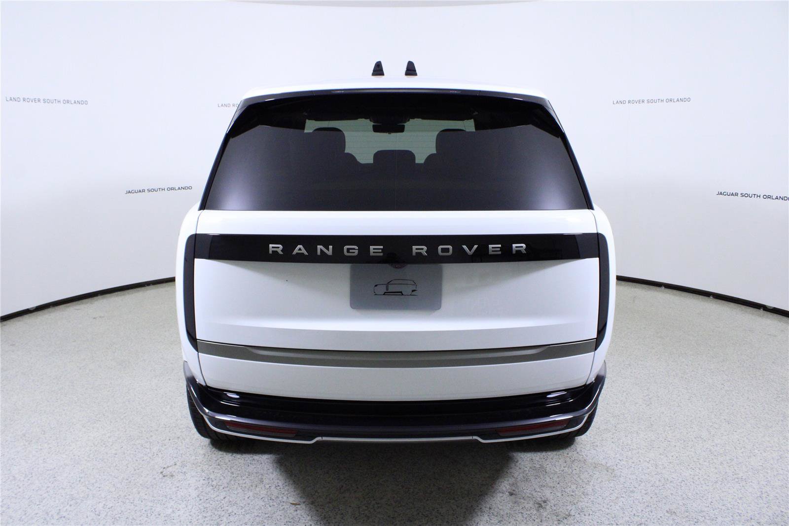 New 2026 Land Rover Range Rover SE AWD/4WD image 6