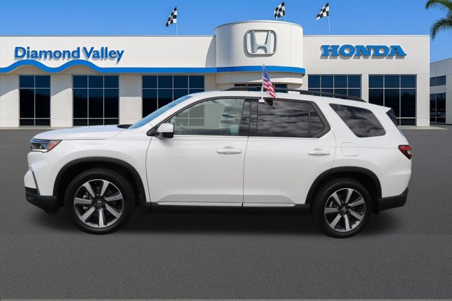 Certified 2024 Honda Pilot Touring image 9